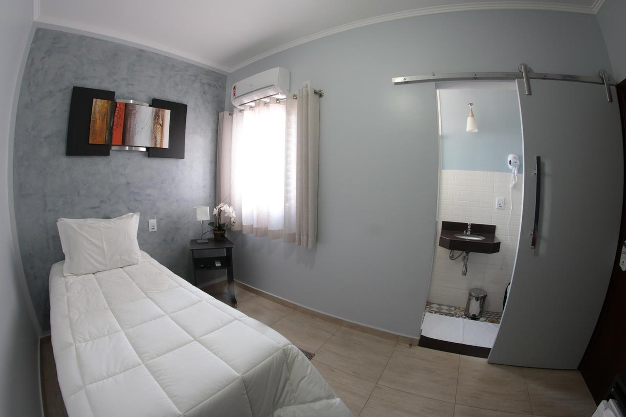 Santo Antonio Hotel Ltda Angatuba Exteriör bild